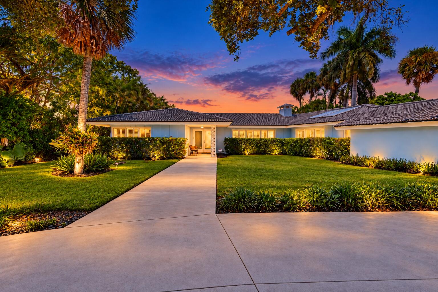 1141 Banyan Road Boca Raton, FL 33432 - Photo 1 of 26 1