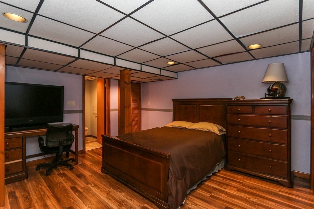 35 Bennington Street Springfield, MA 01108 - Photo 29 of 31