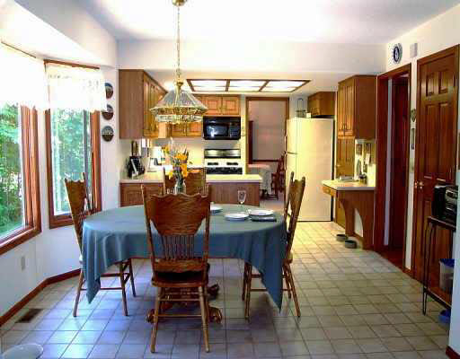 1710 Grey Birch Road Fort Wayne, IN 46814 - Photo 3 of 6