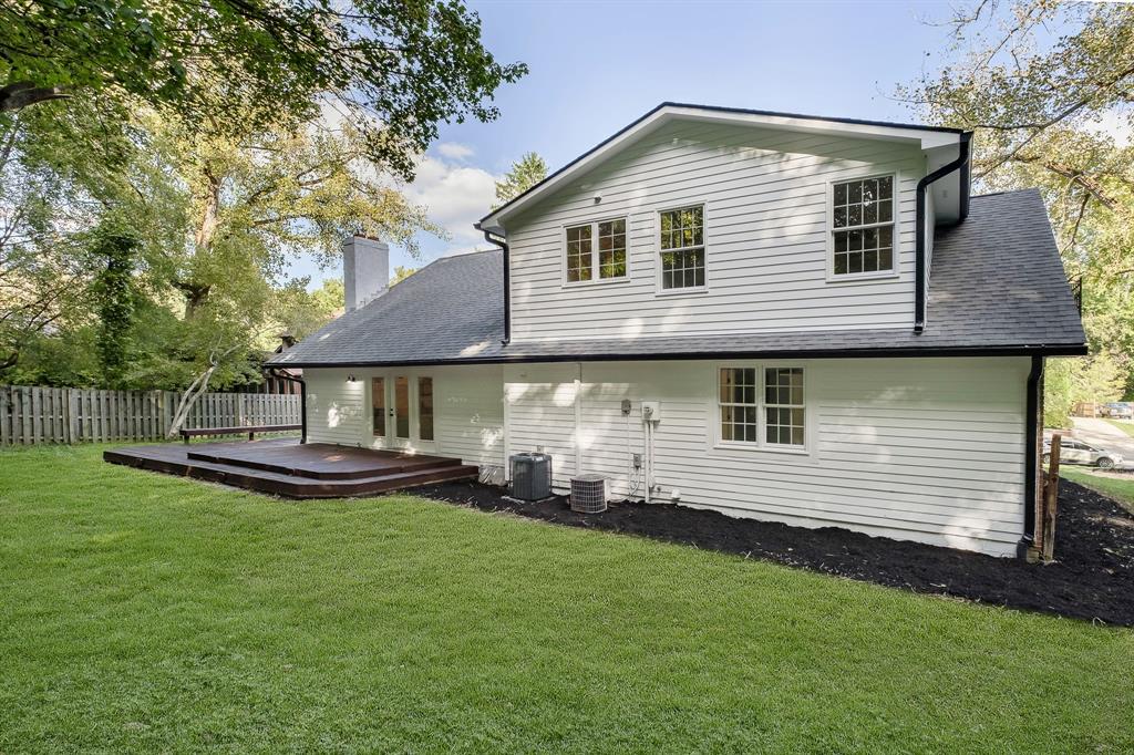8234 Claridge Road Indianapolis, IN 46260 - Photo 29 of 31 Gallery Image 29