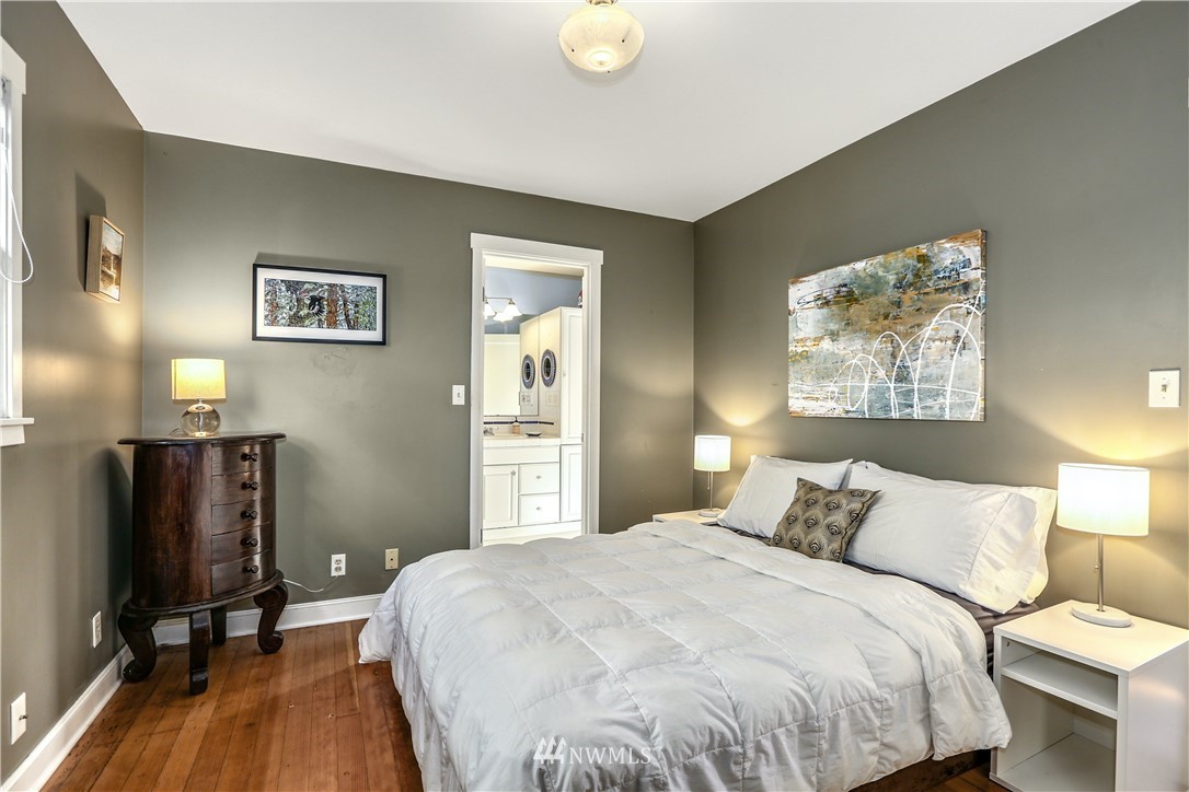 731 North 76th Street Seattle, WA 98103 - Photo 14 of 28 Gallery Image 14