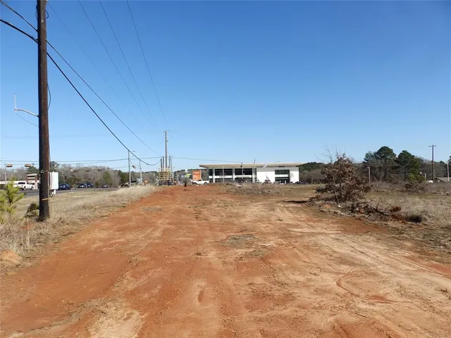 $350,000 | 20175 South S Highway, Flint, TX 75762