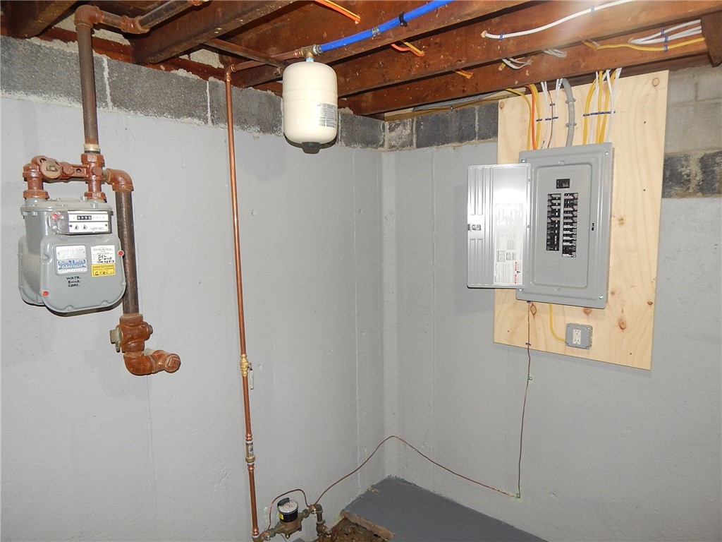 99 Rice Street Pawtucket, RI 02861 - Photo 39 of 43 Gallery Image 39