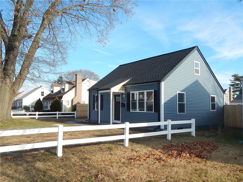 99 Rice Street Pawtucket, RI 02861 - Photo 4 of 43 Gallery Image 4