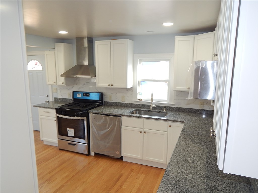 99 Rice Street Pawtucket, RI 02861 - Photo 10 of 43 Gallery Image 10