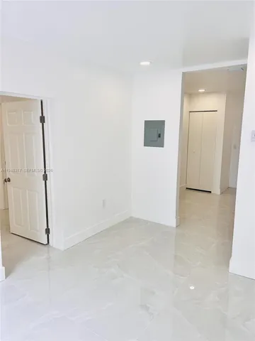 $2,000 | 1717 Northwest 15th Street Road, Miami, FL 33125