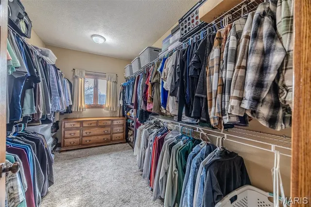 $699,900 | 23350 Franklin Road, Lebanon, MO 65536