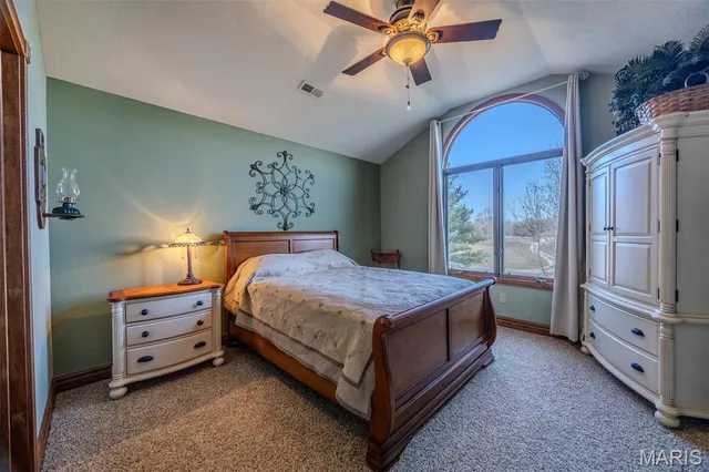 $699,900 | 23350 Franklin Road, Lebanon, MO 65536