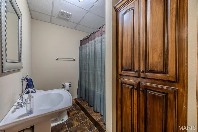 $699,900 | 23350 Franklin Road, Lebanon, MO 65536