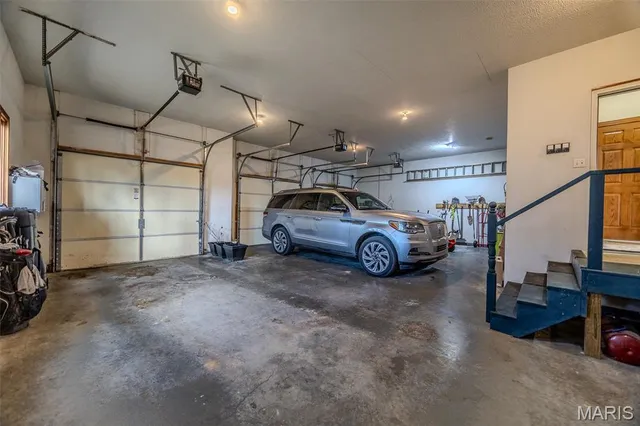 $699,900 | 23350 Franklin Road, Lebanon, MO 65536