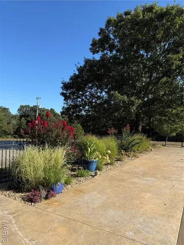 $699,900 | 23350 Franklin Road, Lebanon, MO 65536