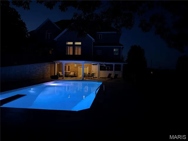 $699,900 | 23350 Franklin Road, Lebanon, MO 65536