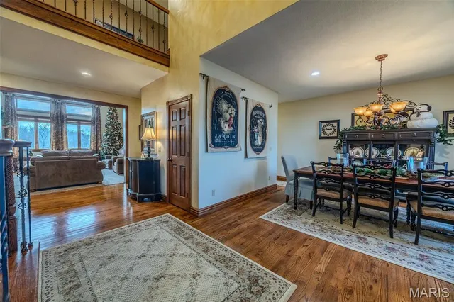 $699,900 | 23350 Franklin Road, Lebanon, MO 65536