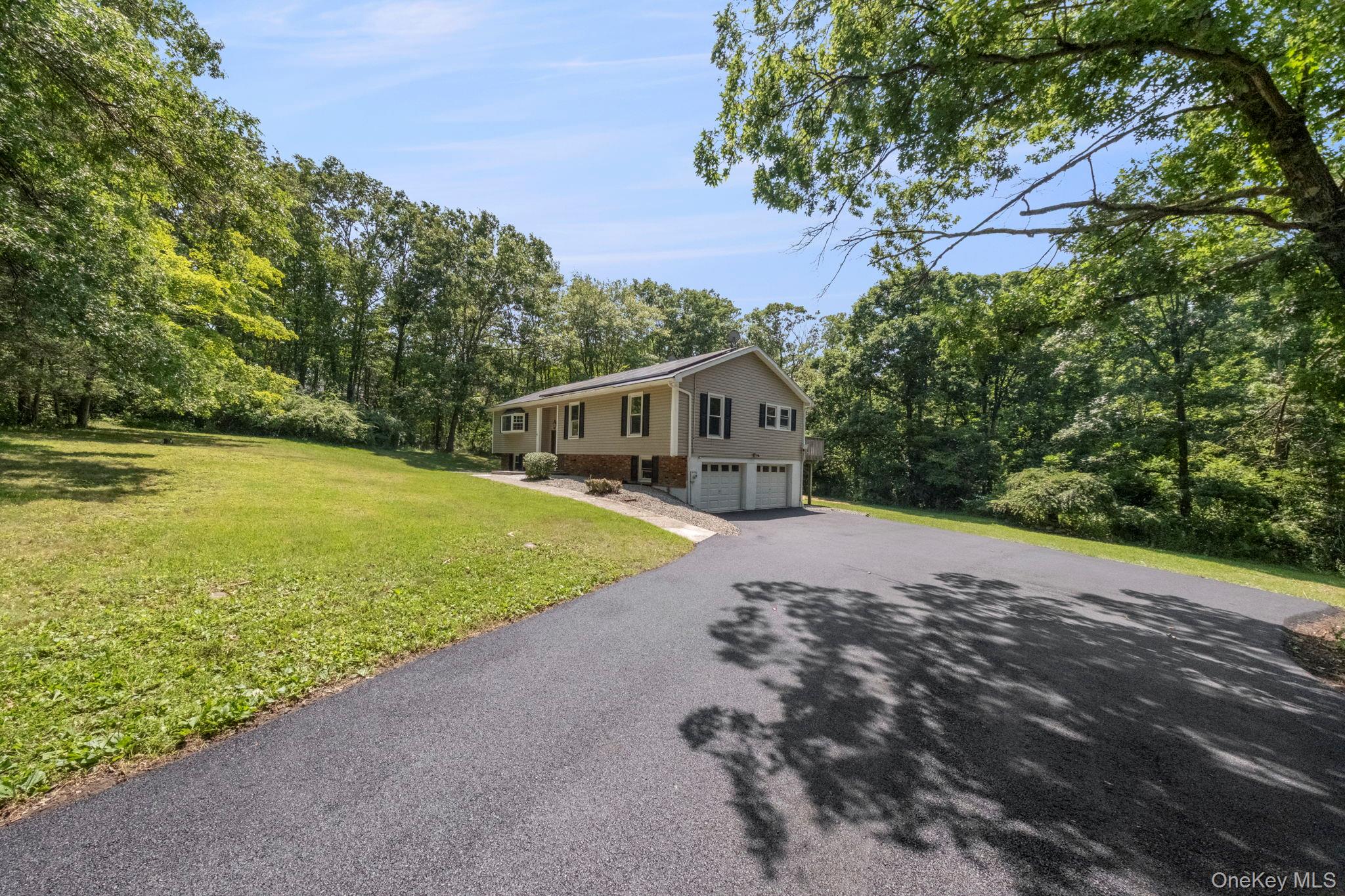 35 Penaluna Road Monroe, NY 10950 - Photo 3 of 43 Gallery Image 3