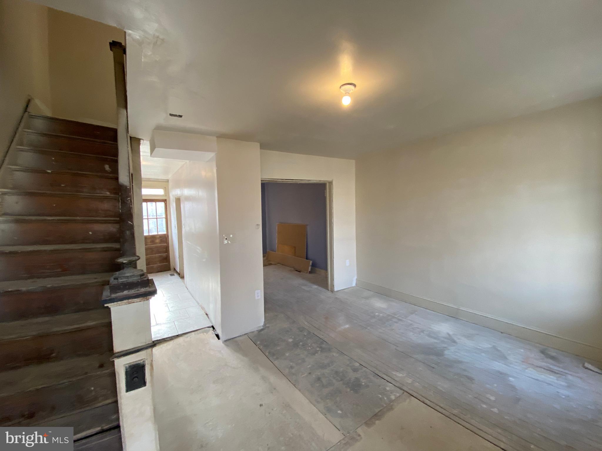 3317 Lyndale Avenue Baltimore, MD 21213 - Photo 5 of 12