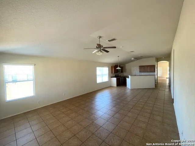 $1,795 | 11027 Sweet Pea, San Antonio, TX 78245