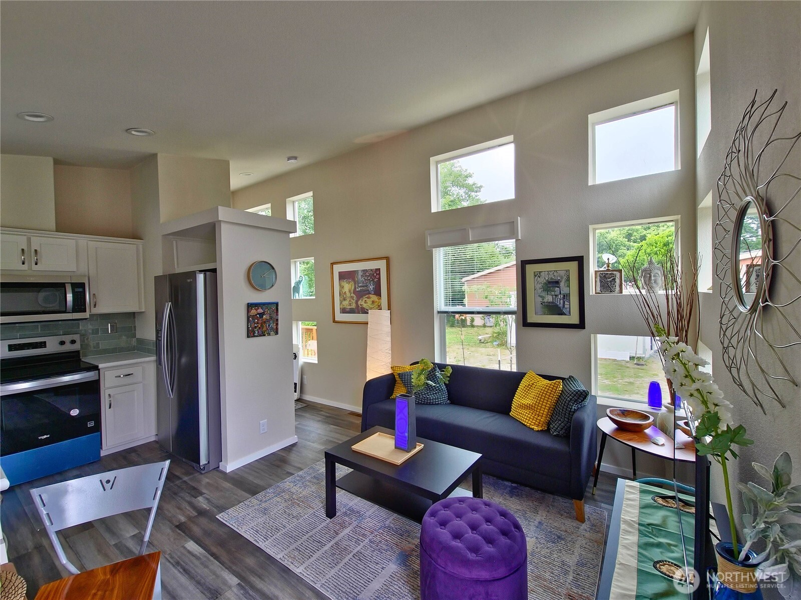 1303 30th Street, Unit 3 Seaview, WA 98644 - Photo 3 of 16