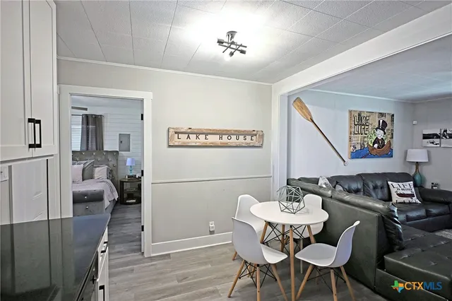 $1,750 | 553 Scenic Drive, Canyon Lake, TX 78133