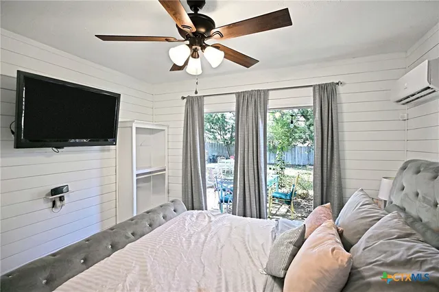 $1,750 | 553 Scenic Drive, Canyon Lake, TX 78133