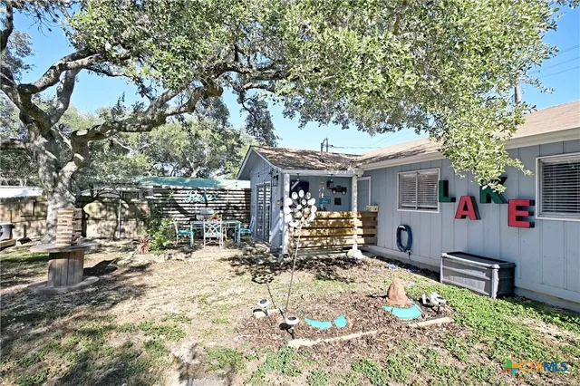 $1,750 | 553 Scenic Drive, Canyon Lake, TX 78133