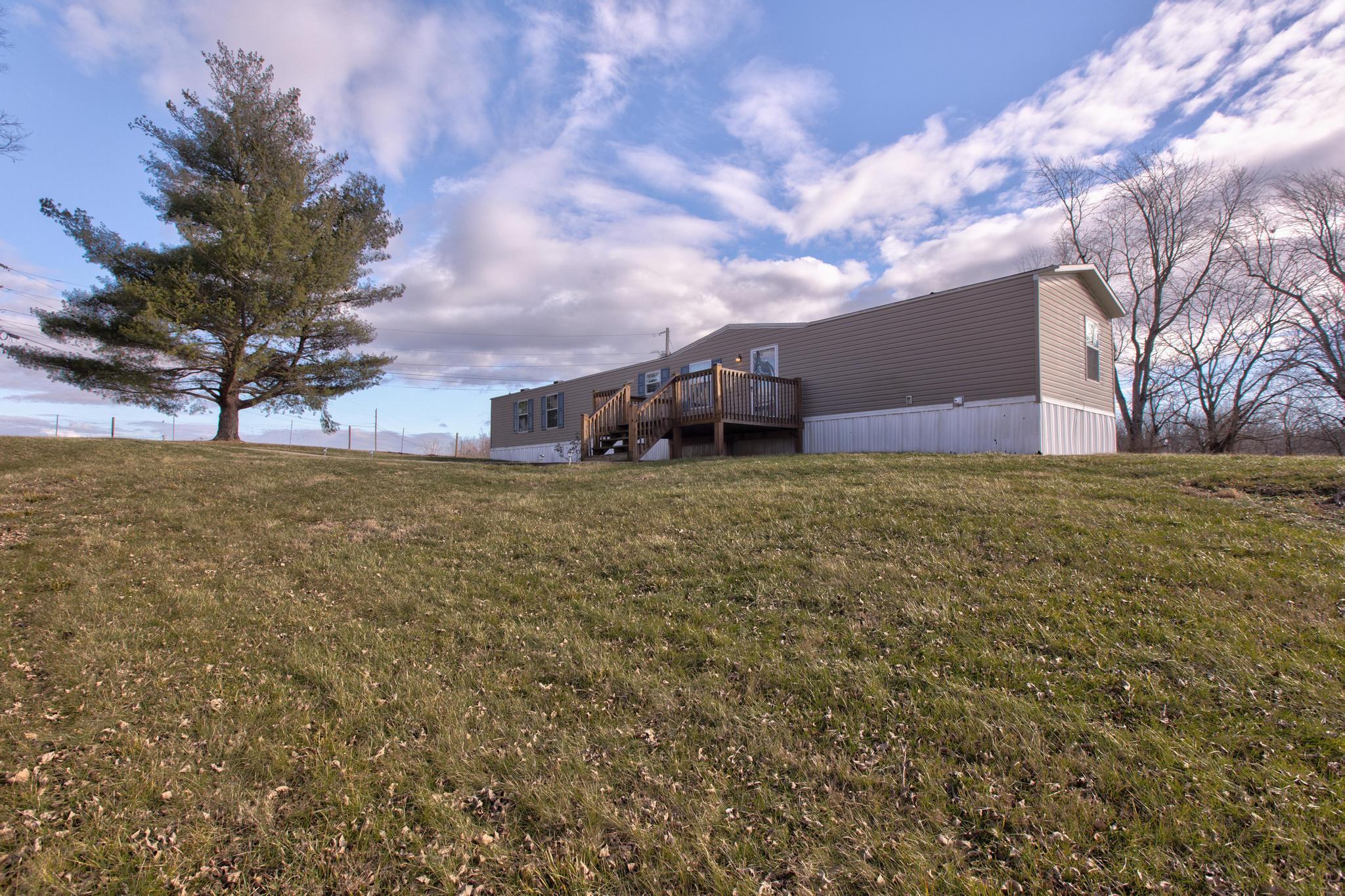 262 Crooksville Road Berea, KY 40403 - Photo 3 of 25 PWM28048_49_50