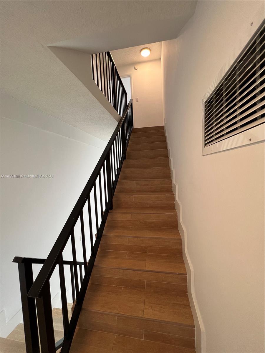 1915 Brickell Avenue, Unit TH16 Miami, FL 33129 - Photo 15 of 36 a view of entryway