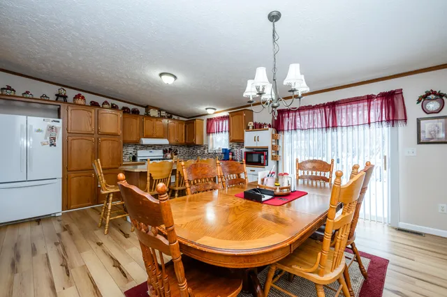 $234,900 | 29131 West M 62 West, Dowagiac, MI 49047