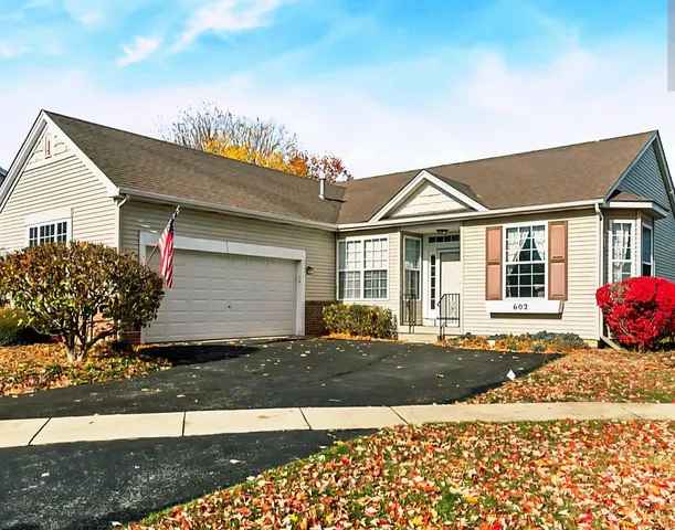 $349,900 | 602 Clearwater Court, Oswego, IL 60543
