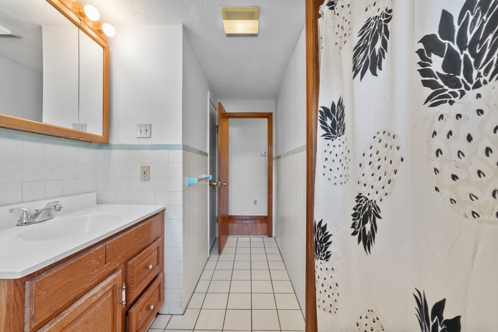 11 Oakwood Road Wilmington, MA 01887 - Photo 19 of 31 Gallery Image 19