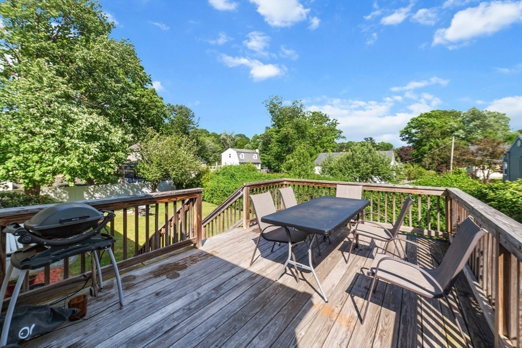 11 Oakwood Road Wilmington, MA 01887 - Photo 28 of 31 Gallery Image 28