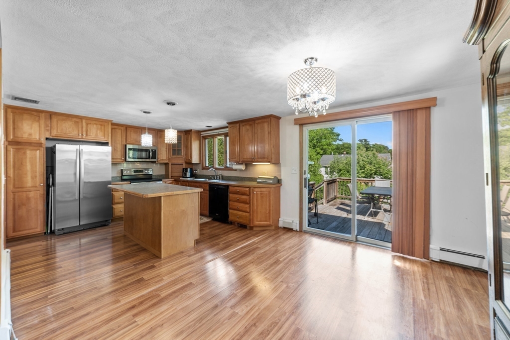 11 Oakwood Road Wilmington, MA 01887 - Photo 8 of 31 Gallery Image 8