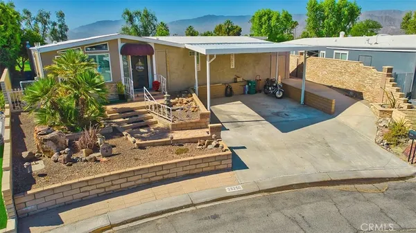 a view of outdoor space yard and patio