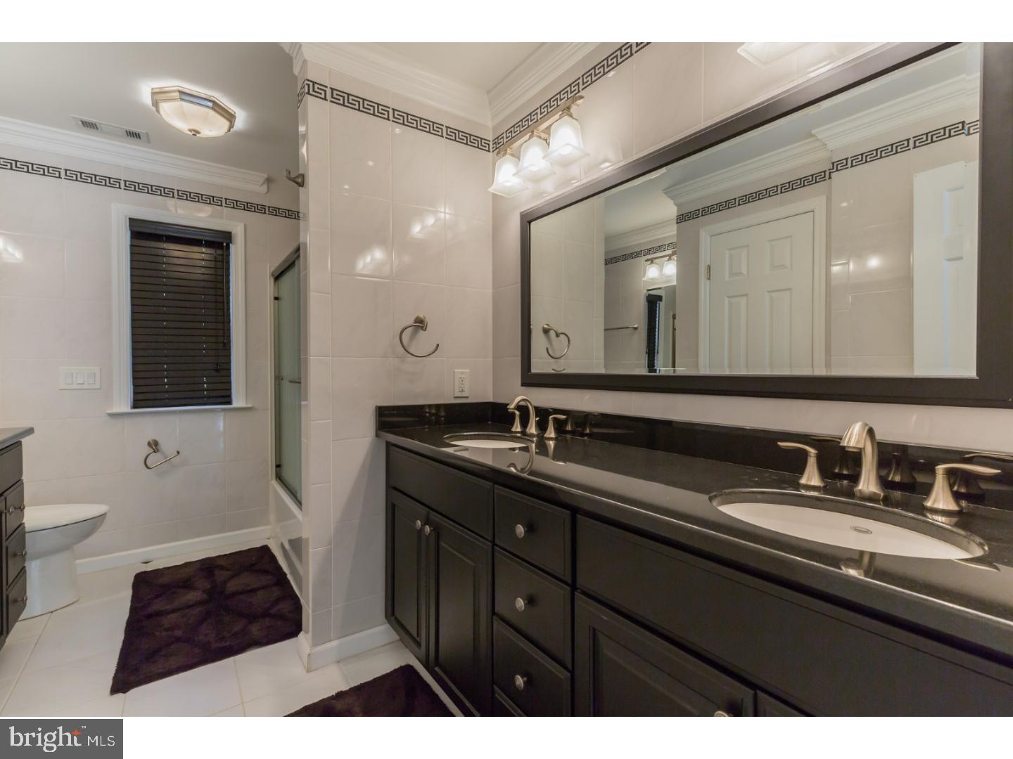 607 Greentree Road Sewell, NJ 08080 - Photo 16 of 25