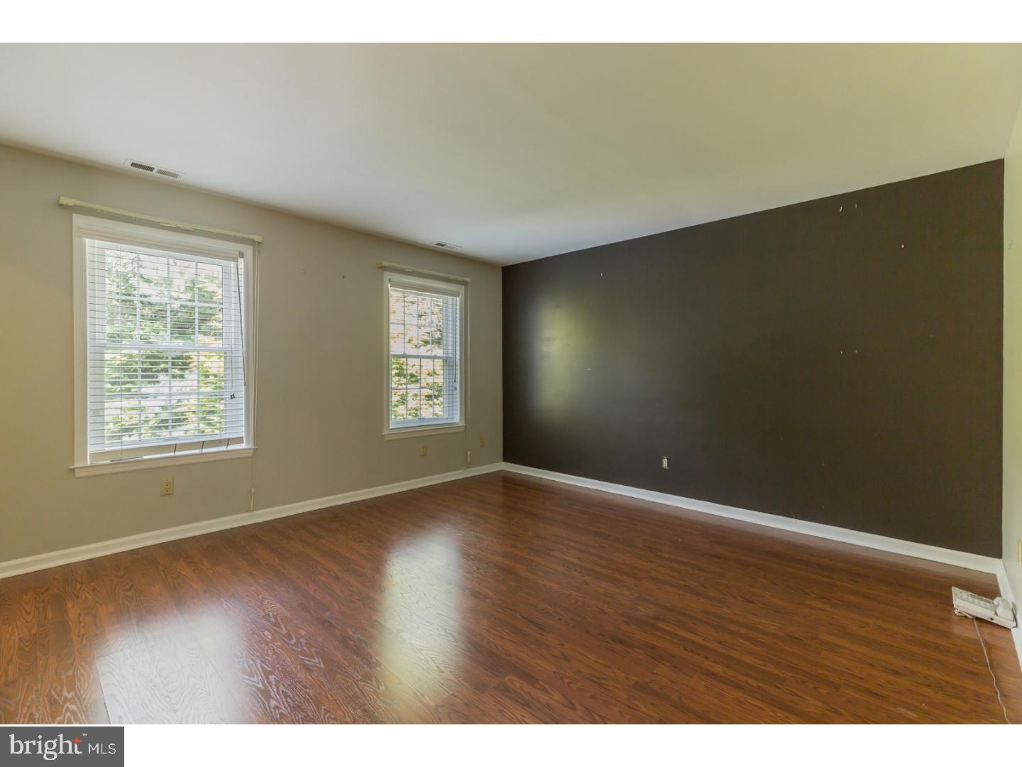 607 Greentree Road Sewell, NJ 08080 - Photo 17 of 25