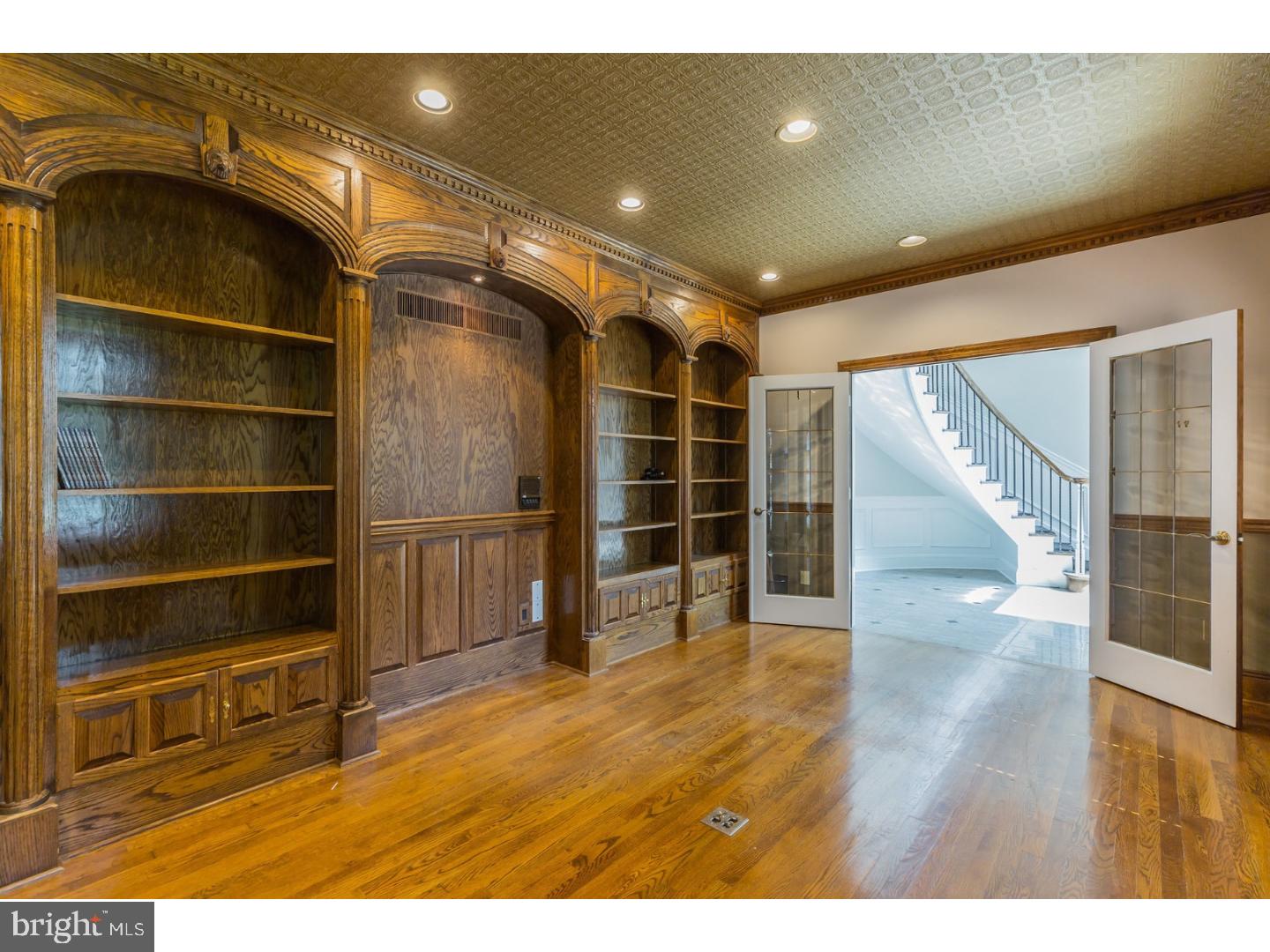 607 Greentree Road Sewell, NJ 08080 - Photo 5 of 25