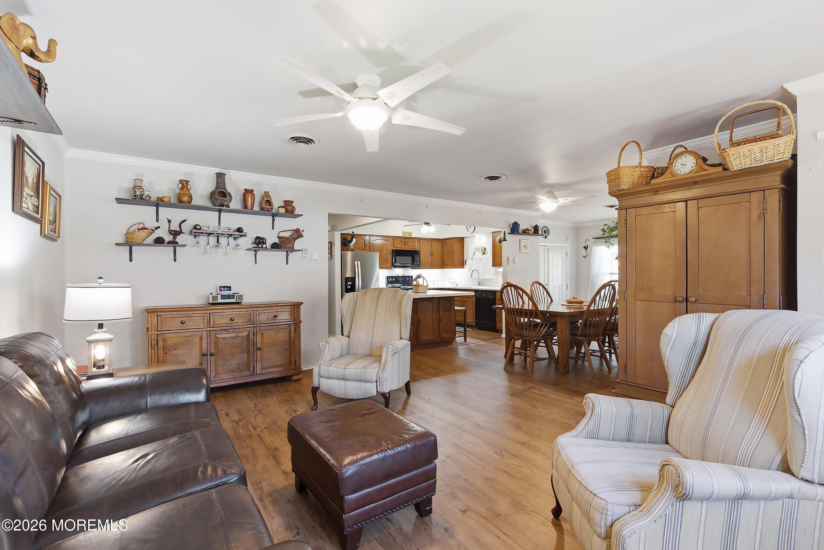 144 B Sunset Road, Unit 60 Whiting, NJ 08759 - Photo 2 of 19 02-Living 1