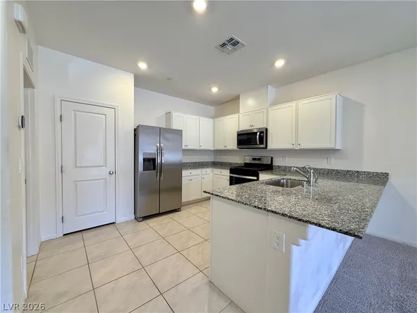 $2,010 | 3432 Covilha Lane, Henderson, NV 89044