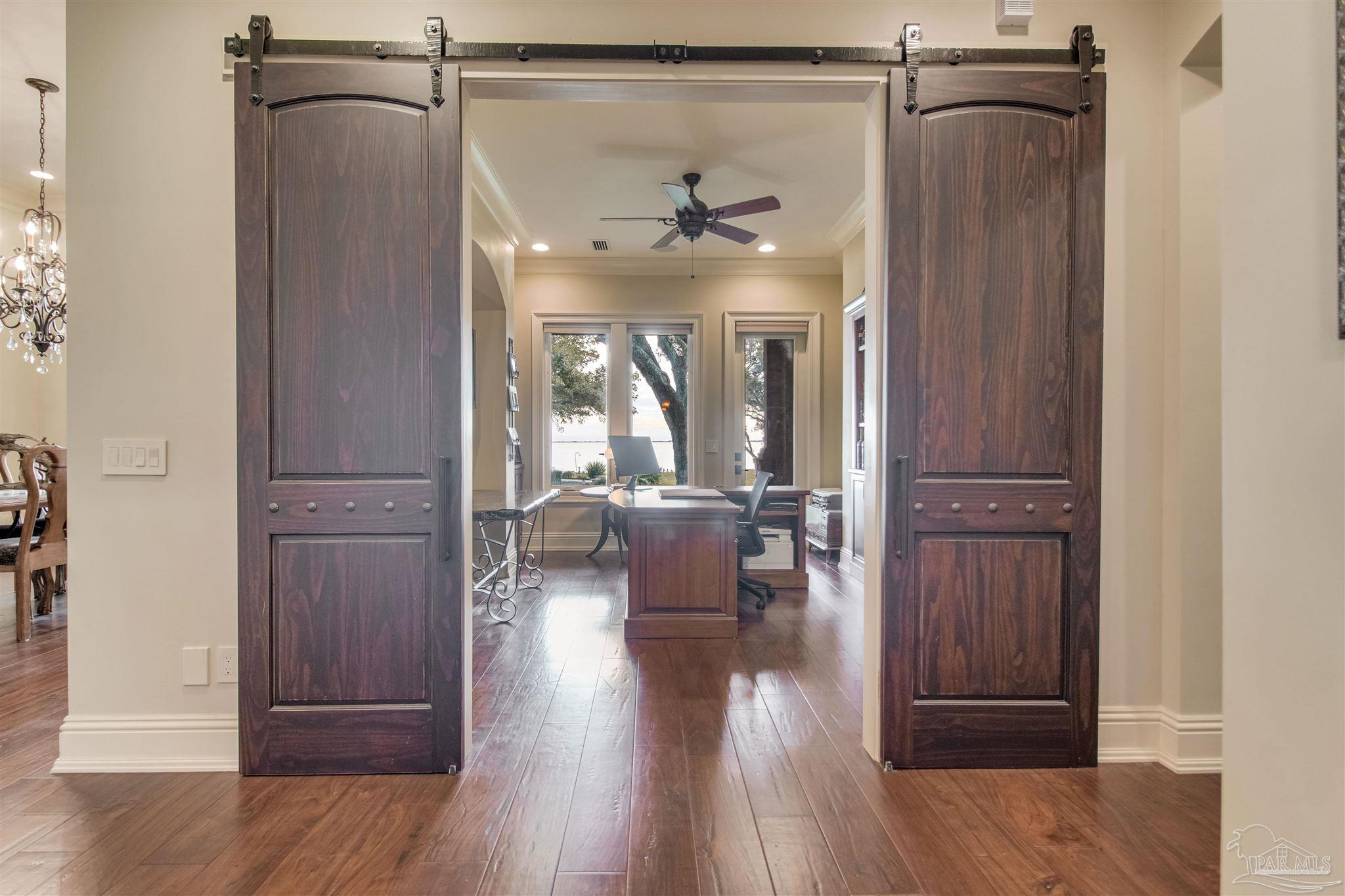 5113 Soundside Drive Gulf Breeze, FL 32563 - Photo 13 of 72 to study