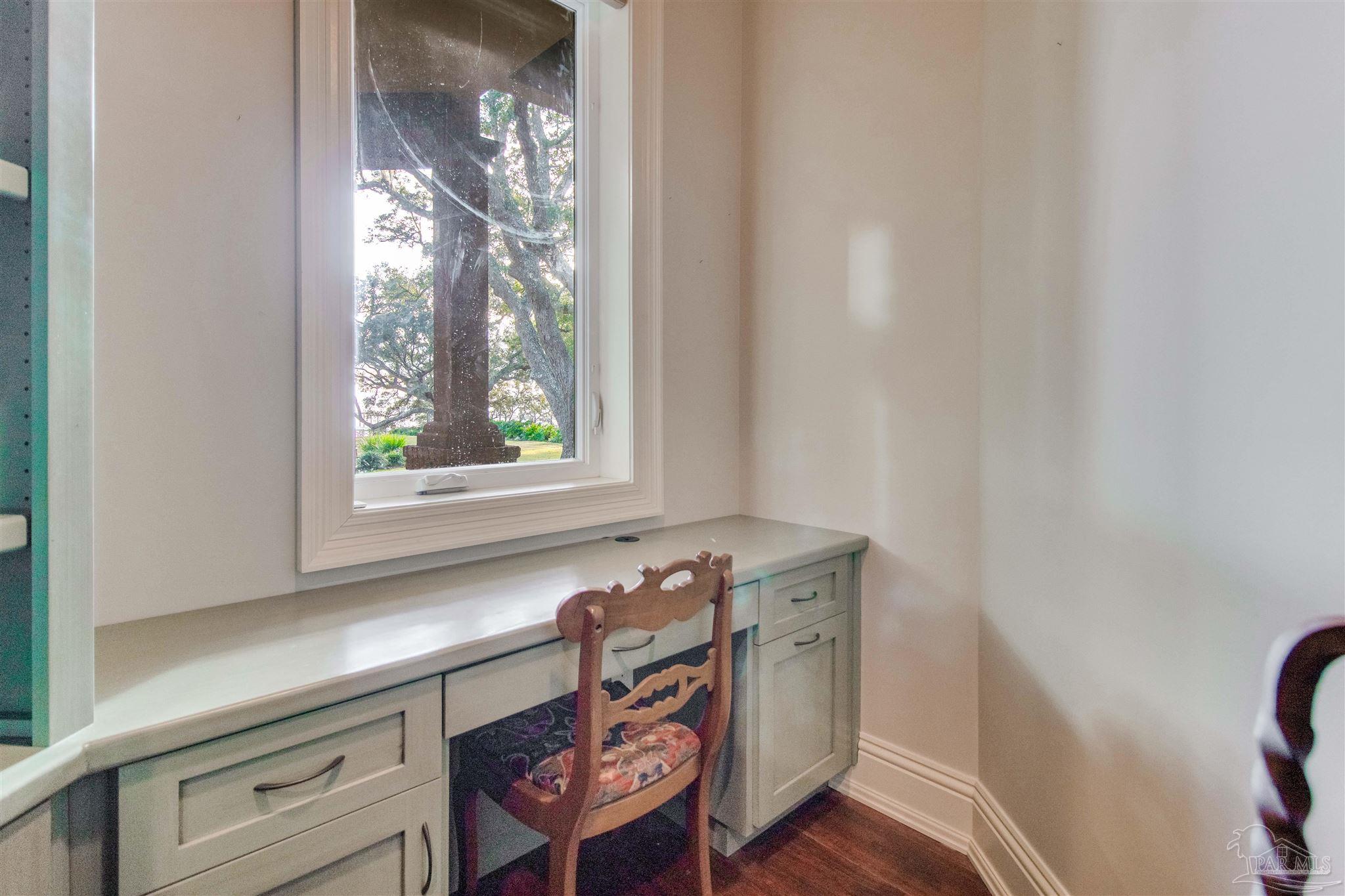 5113 Soundside Drive Gulf Breeze, FL 32563 - Photo 18 of 72