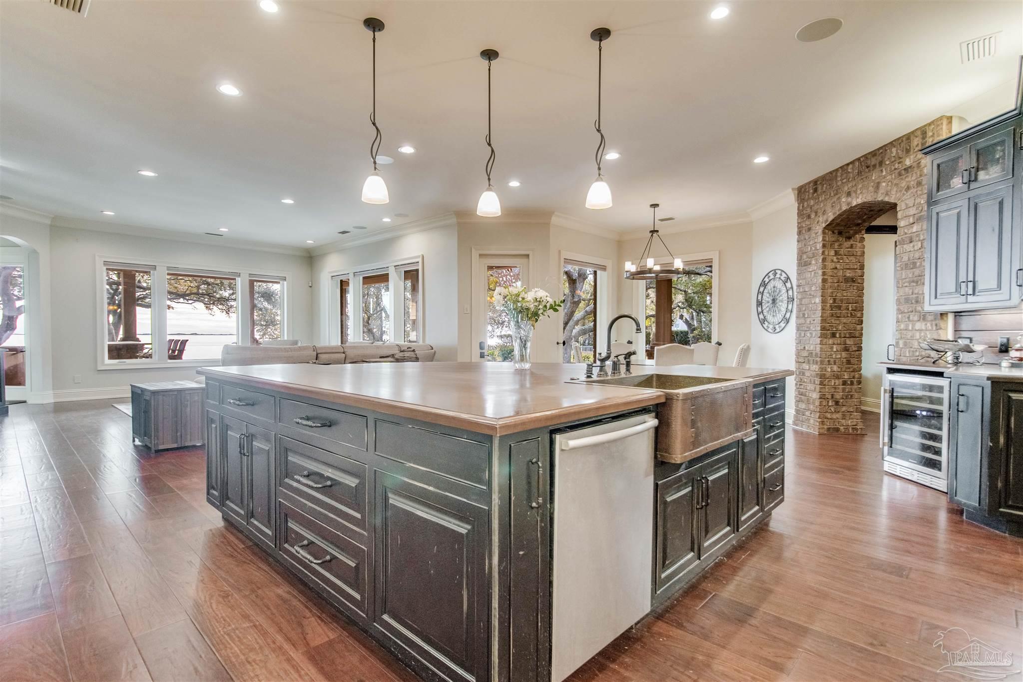 5113 Soundside Drive Gulf Breeze, FL 32563 - Photo 22 of 72