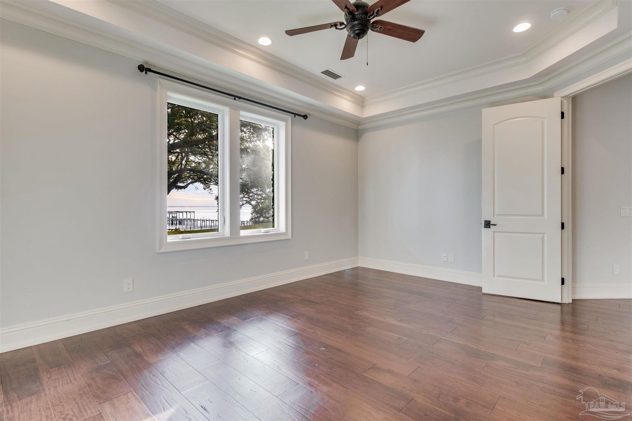 5113 Soundside Drive Gulf Breeze, FL 32563 - Photo 38 of 72