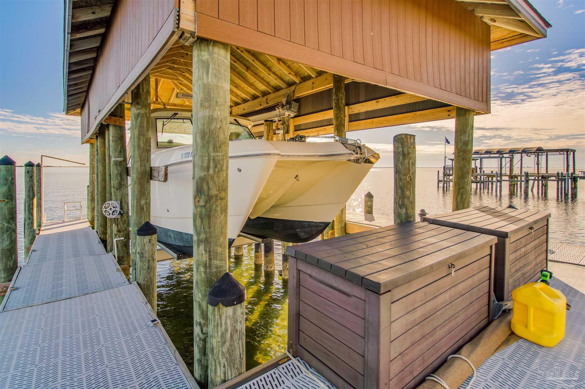 5113 Soundside Drive Gulf Breeze, FL 32563 - Photo 66 of 72