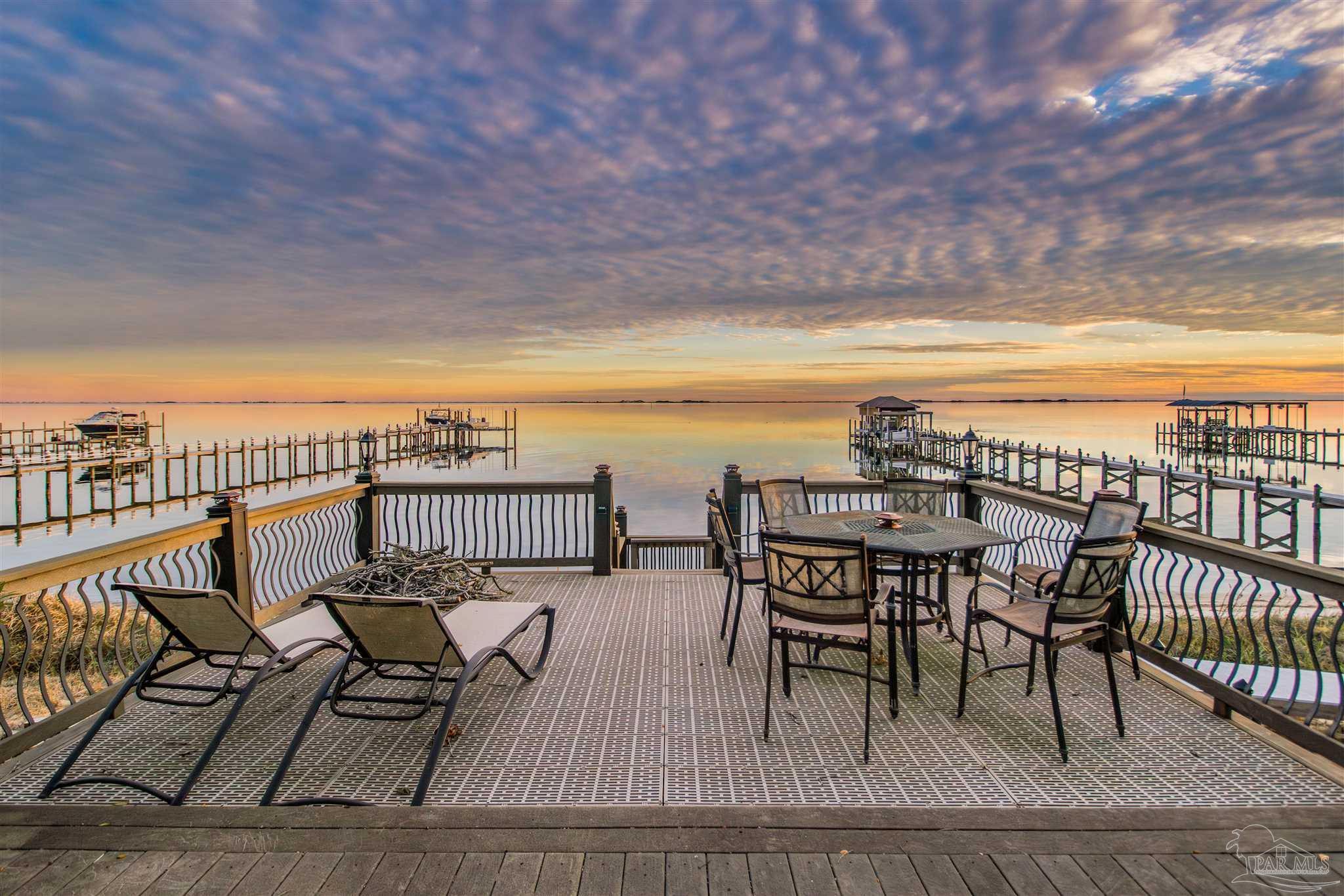 5113 Soundside Drive Gulf Breeze, FL 32563 - Photo 68 of 72