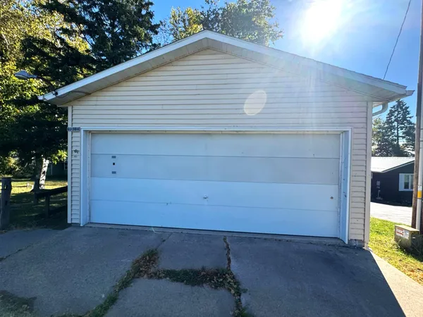 $324,900 | N9384 Idle Hour Drive, Randolph, WI 53956