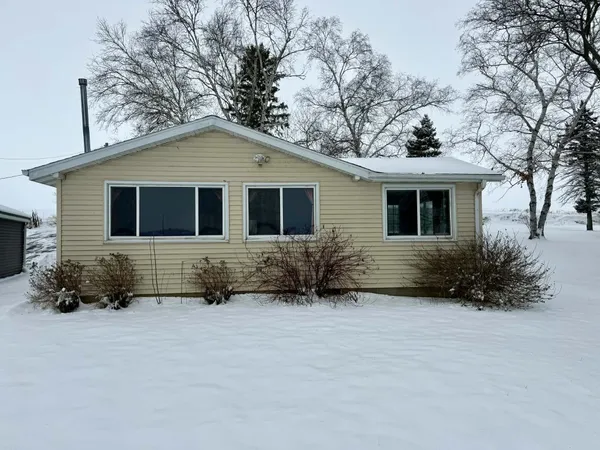 $324,900 | N9384 Idle Hour Drive, Randolph, WI 53956