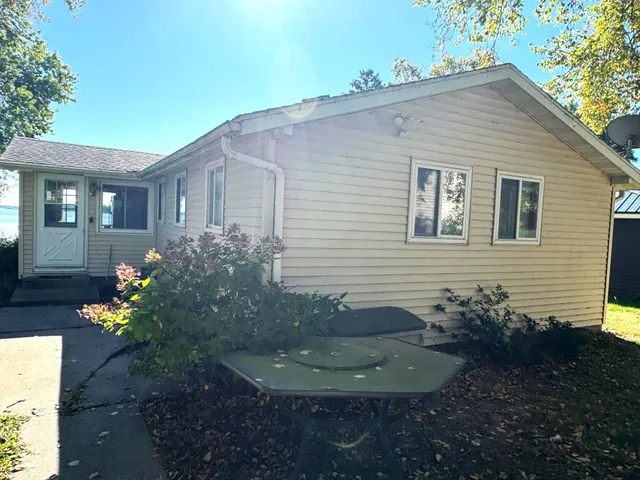 $324,900 | N9384 Idle Hour Drive, Randolph, WI 53956