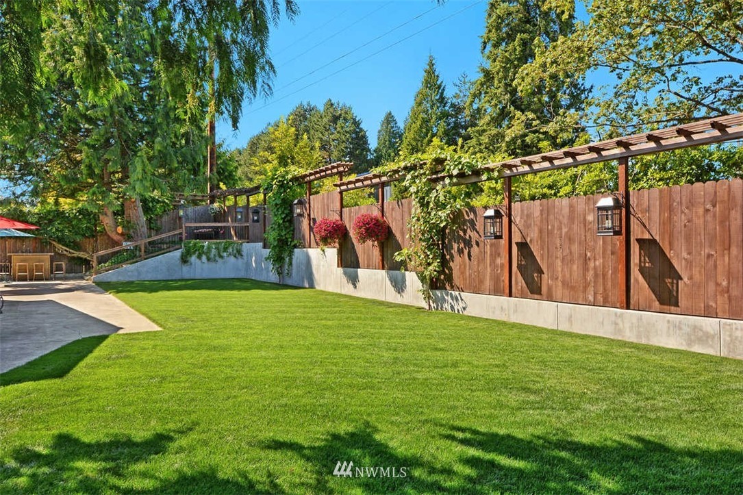 10612 Northeast 195th Street Bothell, WA 98011 - Photo 21 of 24