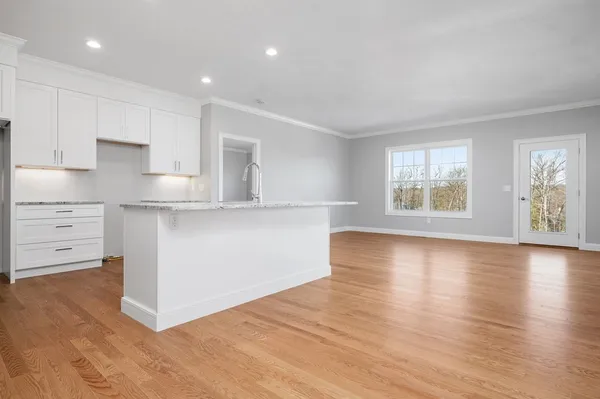 $609,900 | 162 Rolling Rdg Drive, Unit 103, Northbridge, MA 01588