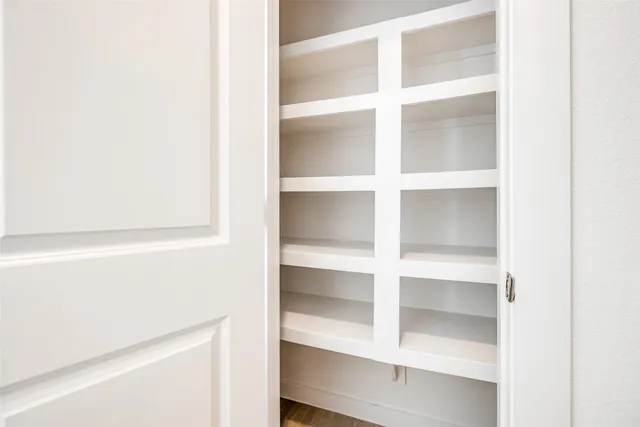 $2,400 | 30606 Windermere Peaks Lane, Fulshear, TX 77494