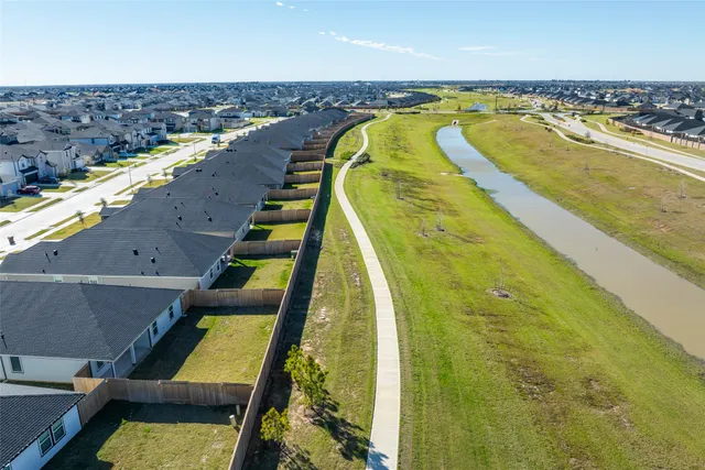 $2,400 | 30606 Windermere Peaks Lane, Fulshear, TX 77494